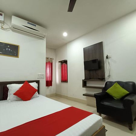 Hailakandi Hotel Executive Inn מראה חיצוני תמונה