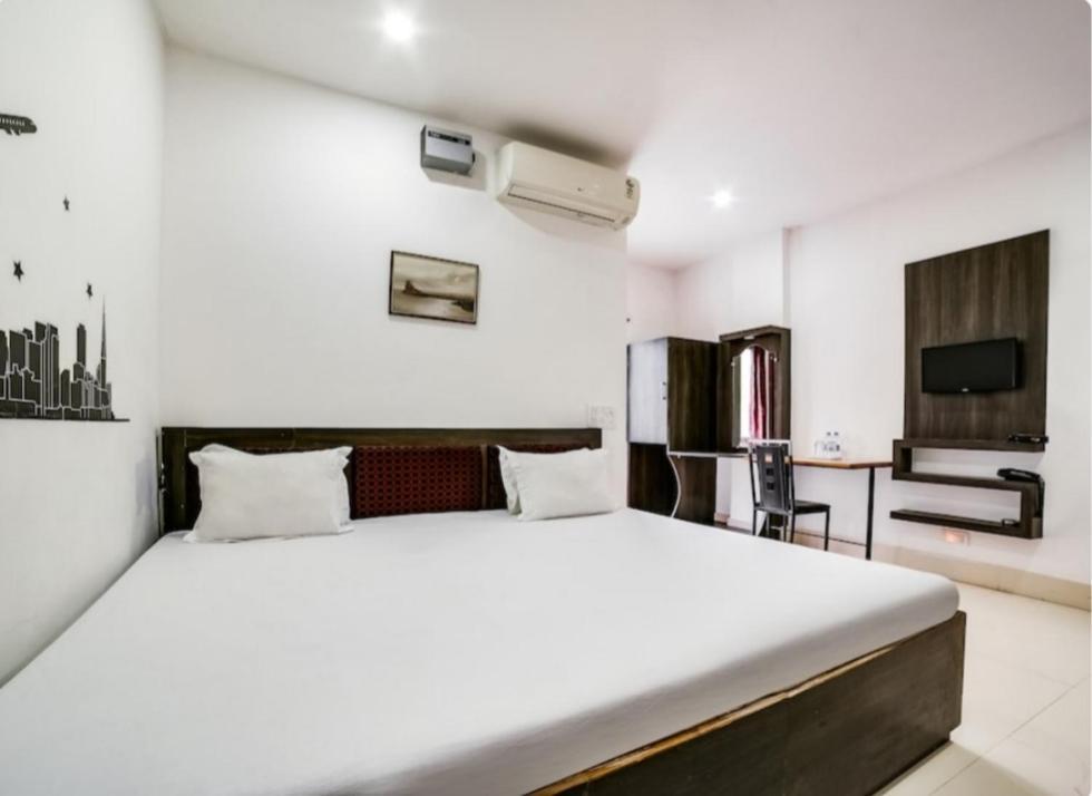 Hailakandi Hotel Executive Inn מראה חיצוני תמונה
