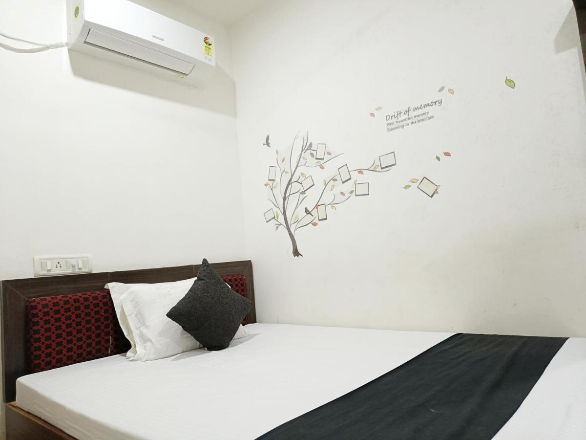 Hailakandi Hotel Executive Inn מראה חיצוני תמונה