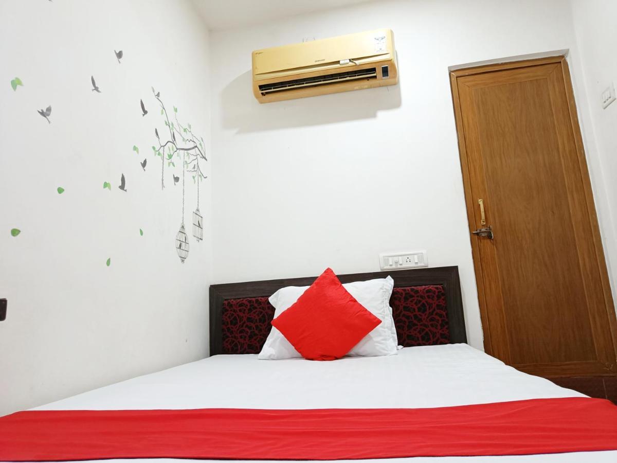 Hailakandi Hotel Executive Inn מראה חיצוני תמונה