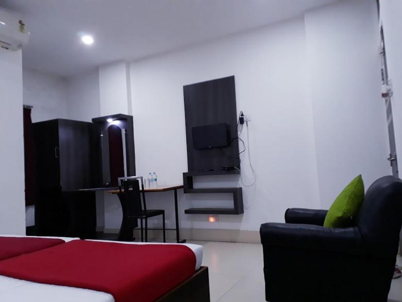 Hailakandi Hotel Executive Inn חדר תמונה