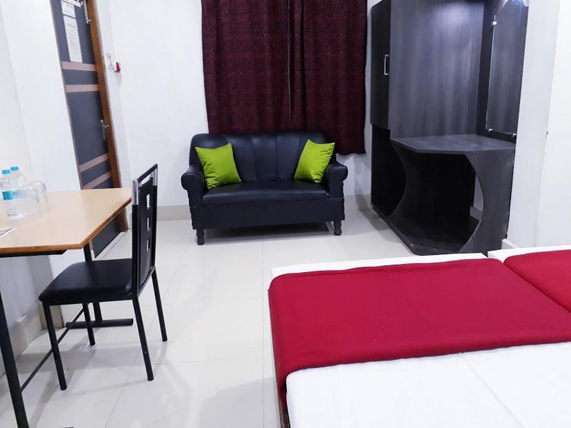 Hailakandi Hotel Executive Inn חדר תמונה